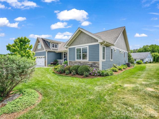 House for sale in Hendersonville, North Carolina