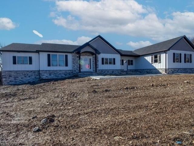 House for sale in Wantage, Sussex County