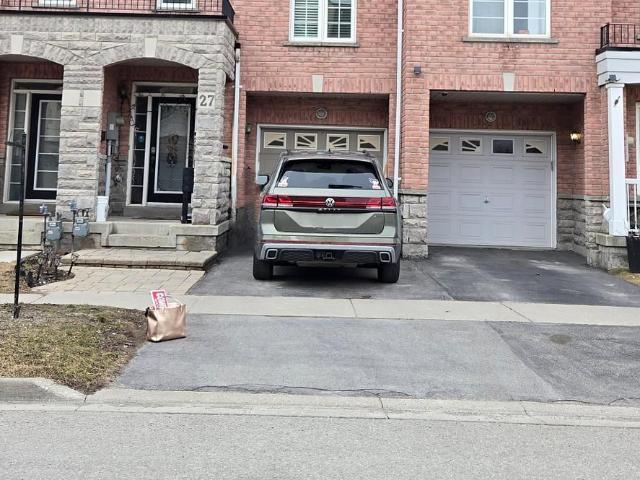 Townhouse for sale in Woburn, Ontario