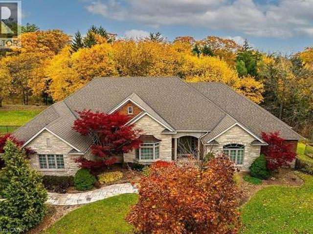 House for sale in Ancaster, Ontario