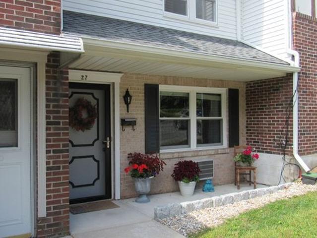 Townhouse for sale in Torrington, Connecticut