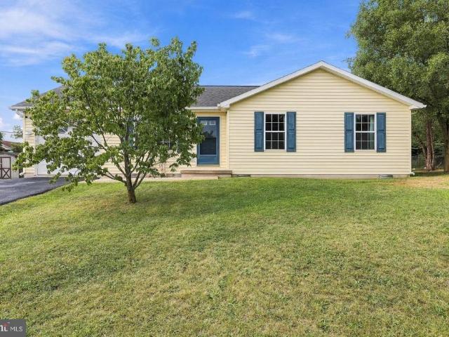 House for sale in Bunker Hill, West Virginia