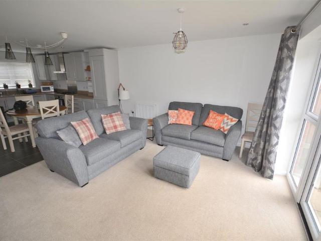 House for rent in Froggatt, East Midlands