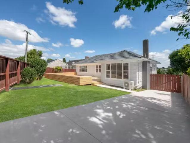 House for sale in Papakura