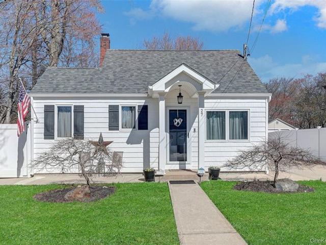 House for sale in Centereach, New York