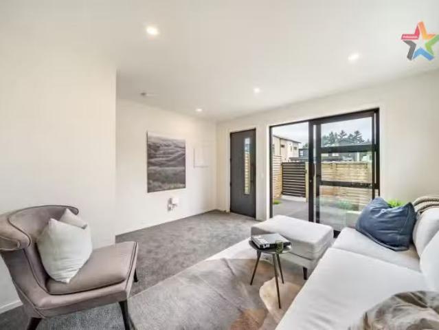 House for sale in Days Bay, Wellington