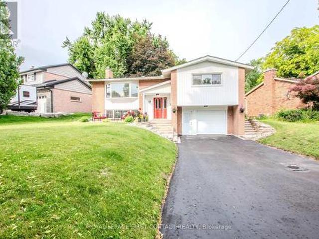House for sale in Barrie, Ontario