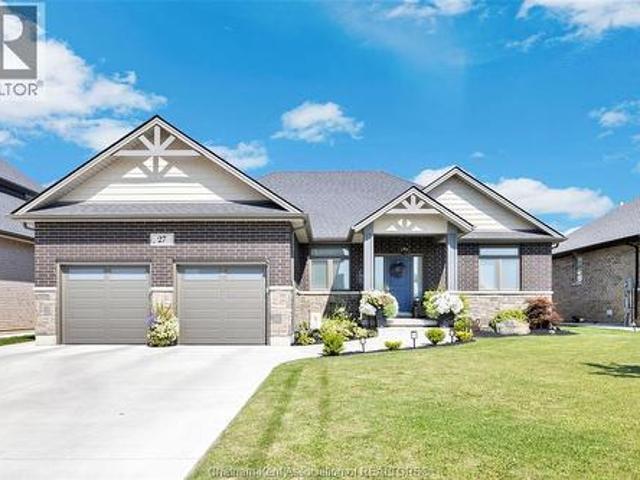 House for sale in Chatham–kent, Ontario