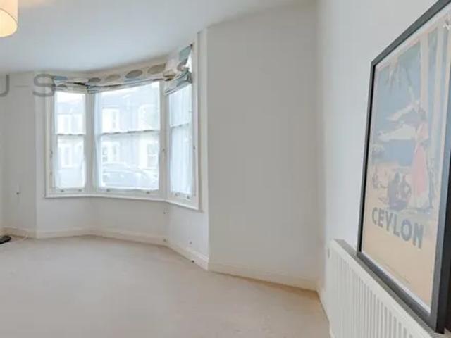 Apartment for rent in West Hampstead, Isle Of Man