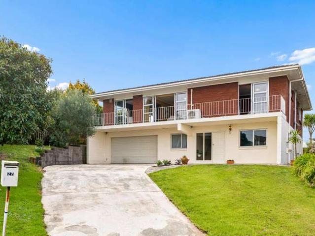 House for sale in Howick, Oroua County