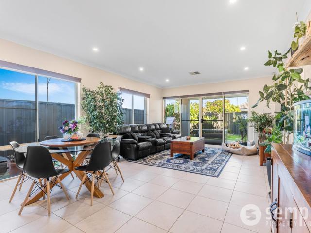 House for sale in Hammond Park, Western Australia