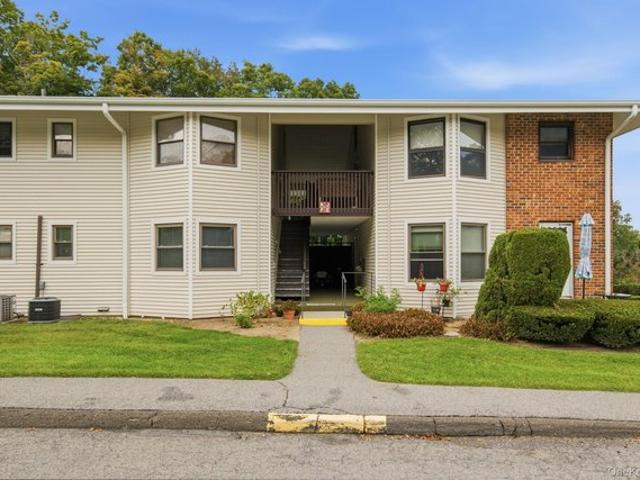 Condo for sale in Yorktown Heights, Town of Yorktown