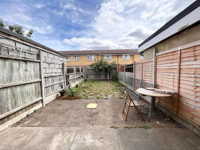 House for rent in London Borough of Southwark, Greater London