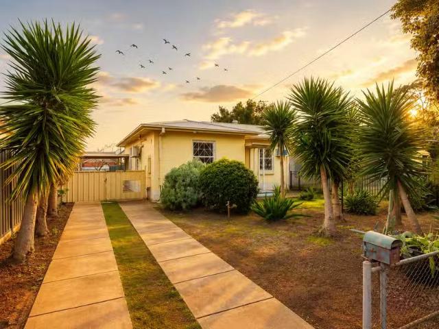 House for rent in Davoren Park, Adelaide