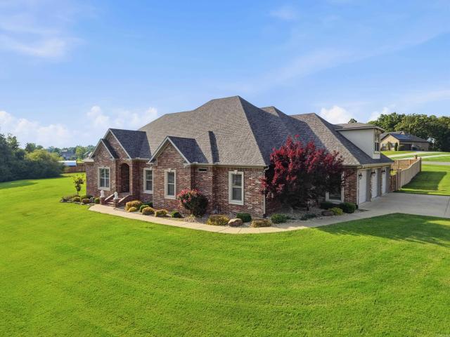 House for sale in Ark