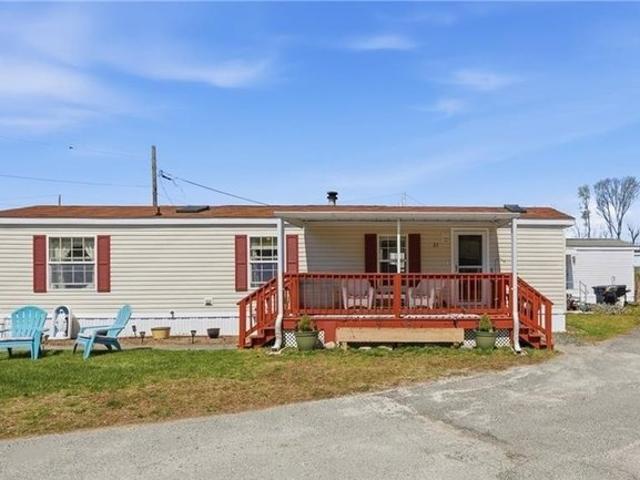 House for sale in Lincoln, Rhode Island