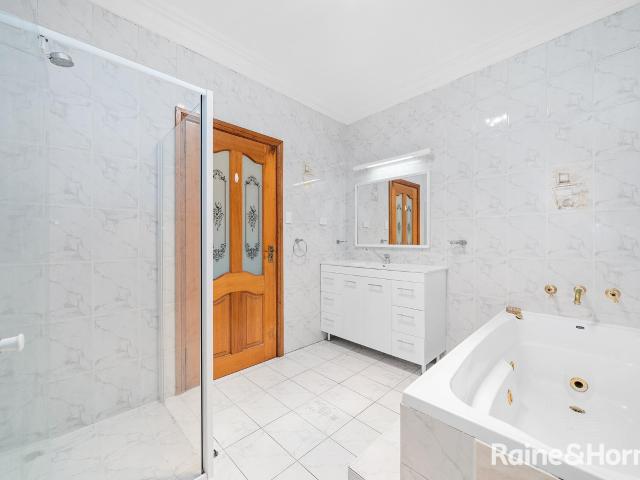 House for rent in Phillip Bay