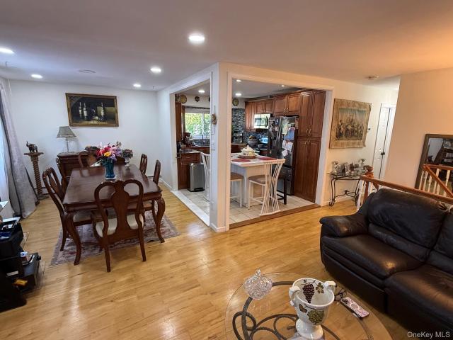 House for sale in Mastic, Town of Brookhaven
