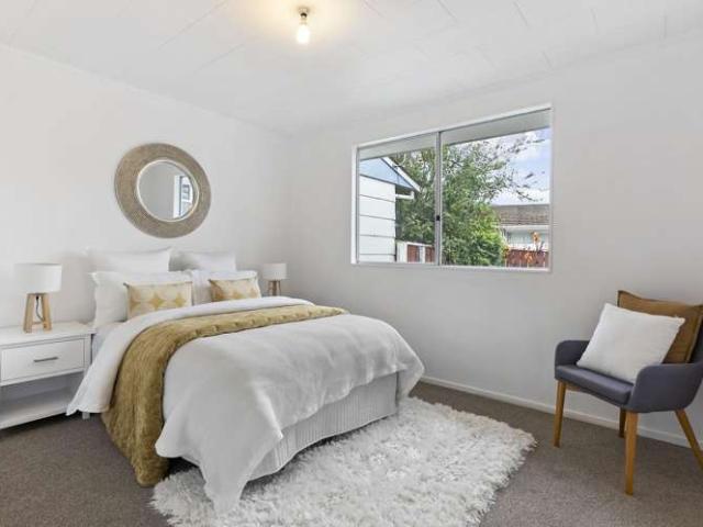 Apartment for sale in Pauatahanui, Wellington