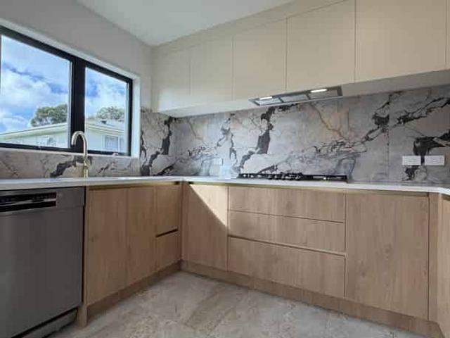 House for rent in Oratia, Oroua County