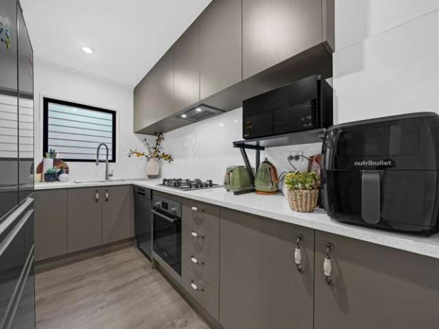 House for sale in Hillsborough