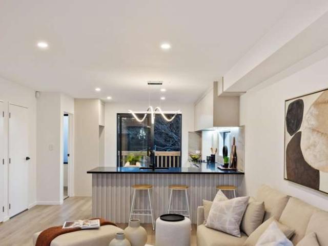 House for sale in Paremoremo