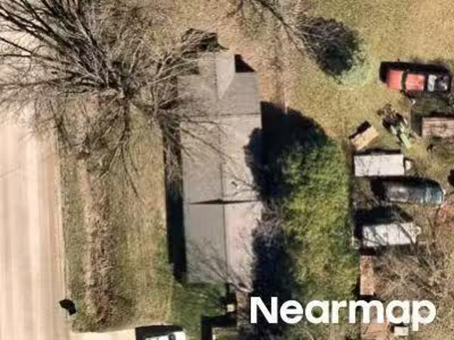 House for sale in Macomb