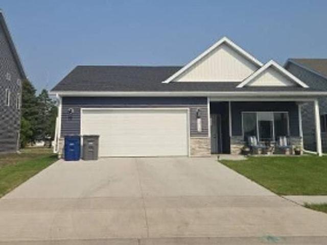 House for sale in Moorhead, Minnesota