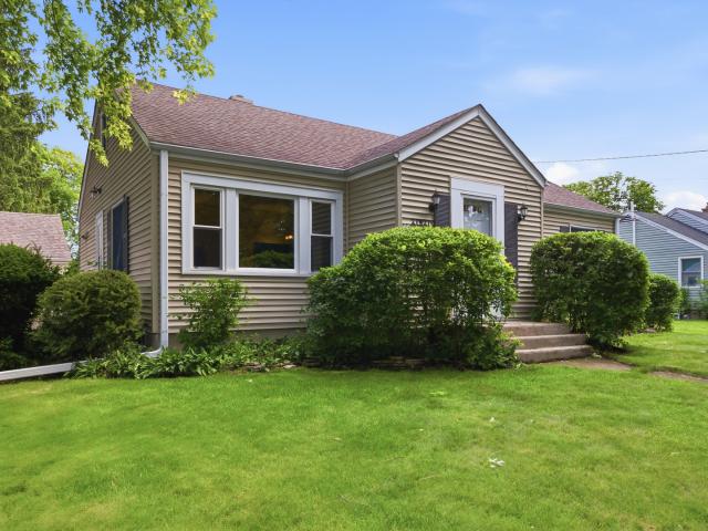 House for sale in Winfield, Illinois