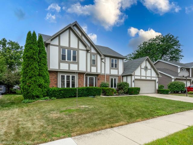 House for sale in Winfield, Illinois
