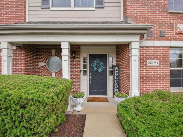Townhouse for sale in Winfield, Illinois