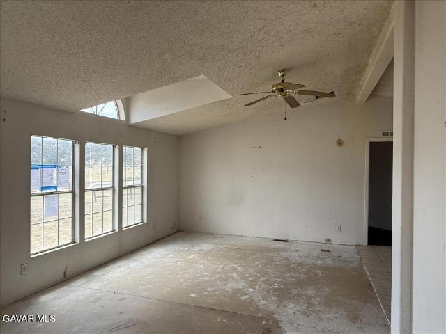 House for sale in Tehachapi, California