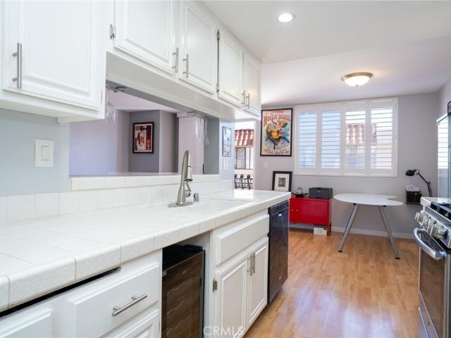 Condo for sale in Canoga Park, California