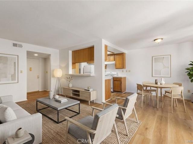 Condo for sale in Canoga Park, California