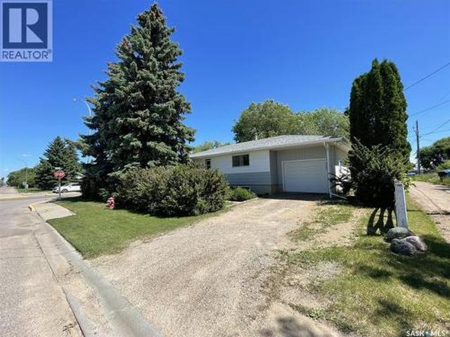 House for sale in Prince Albert, Saskatchewan