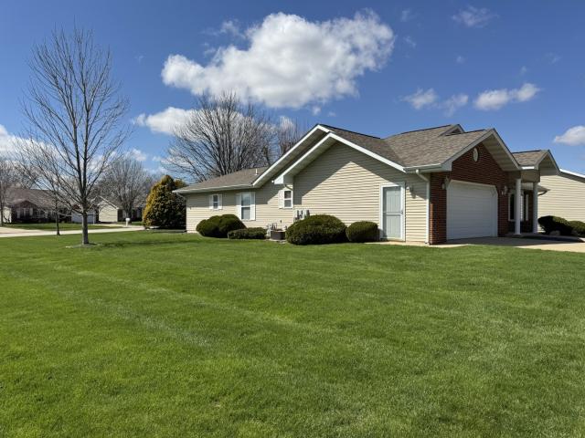 House for sale in Peru, Illinois
