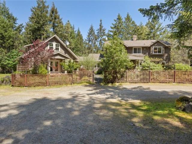 House for sale in Nanoose Bay, British Columbia