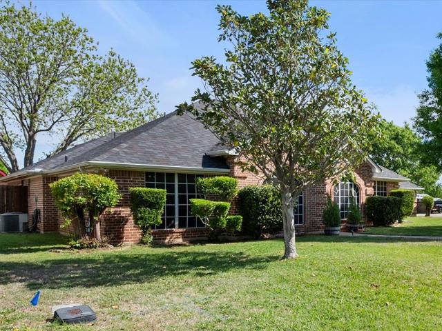 House for sale in Crowley, Texas