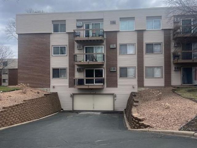 Condo for sale in Hennepin, Minnesota