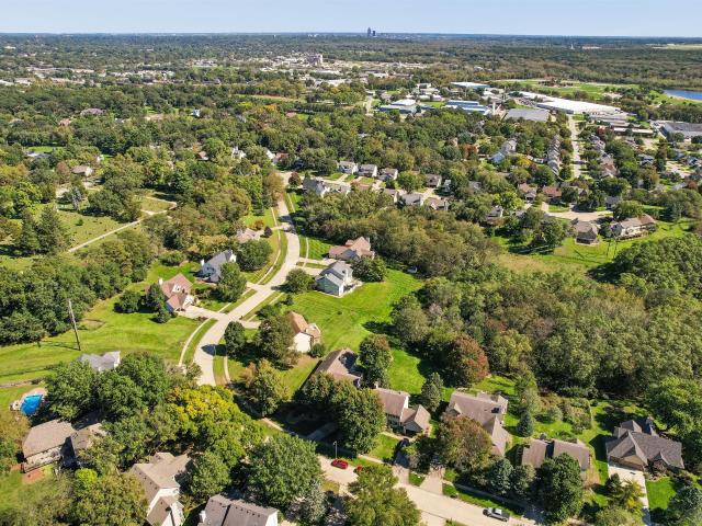 House for sale in Heatherwood Estates, West Des Moines