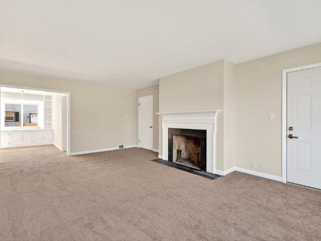Apartment for rent in Shops of Oakwood, Oakwood