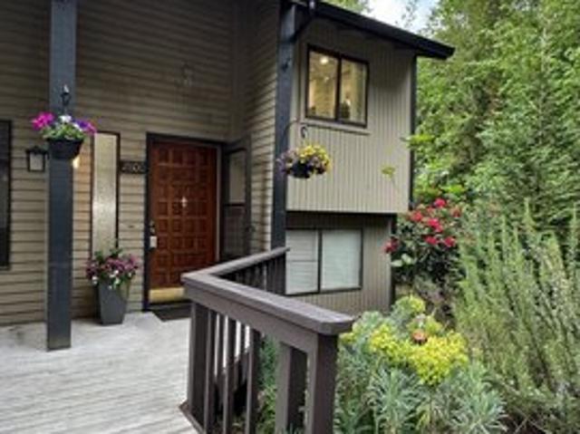 Condo for sale in Oregonia