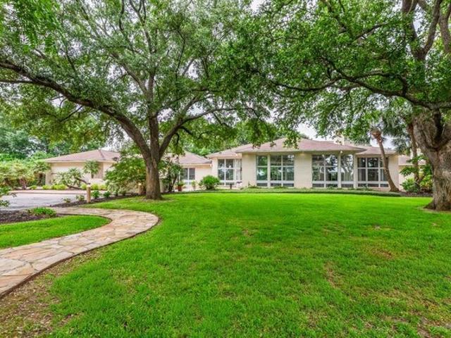 House for sale in Jefferson, Texas