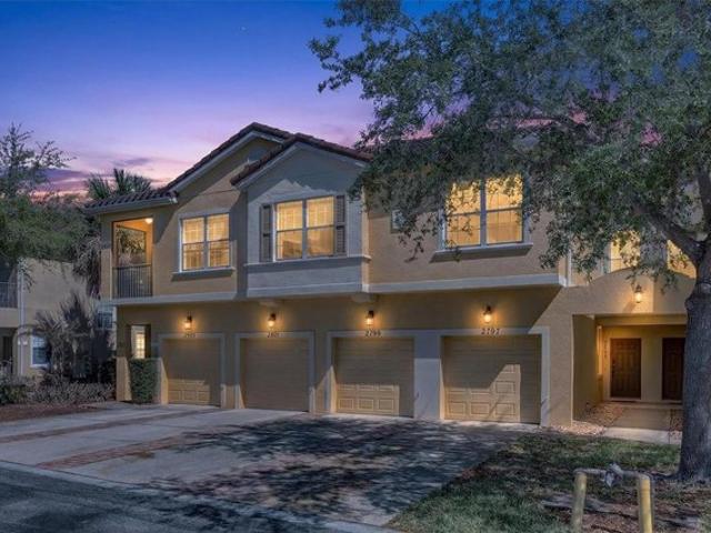 Condo for sale in Kissimmee, Florida