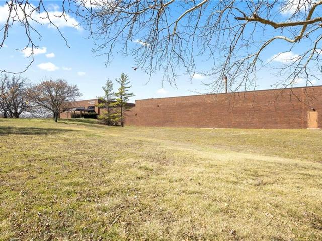Commercial for sale in Kansas