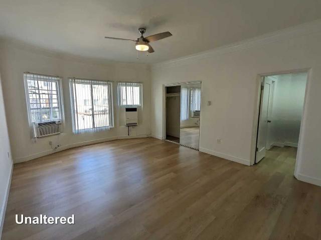 Apartment for rent in Canoga Park, California