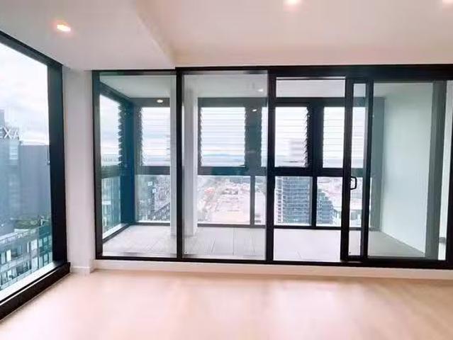 Apartment for rent in Box Hill