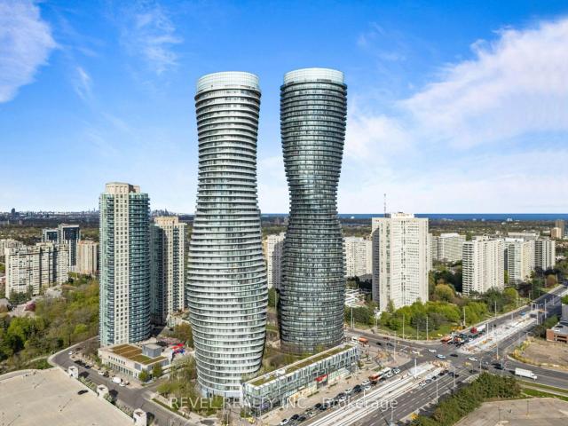 Condo for sale in City Centre, Mississauga