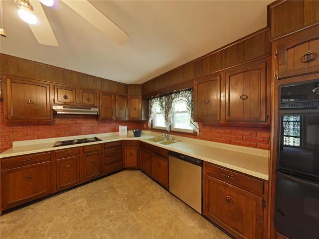 House for sale in Buchanan, Missouri