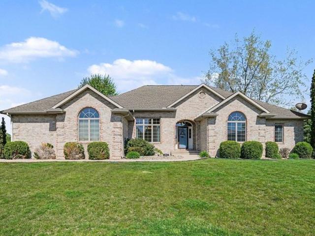 House for sale in Winona Lake, Indiana